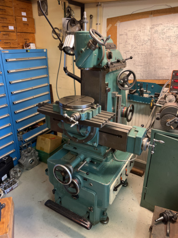 1194299-1 Aciera F4 with digital table