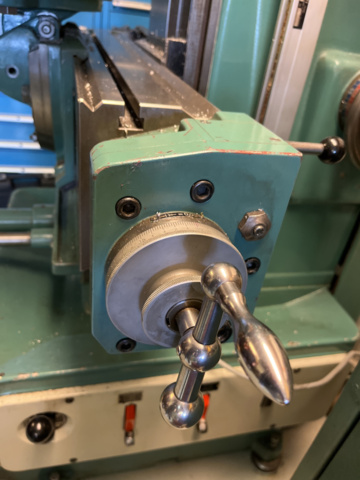 1194299-3 Aciera F4 with digital table