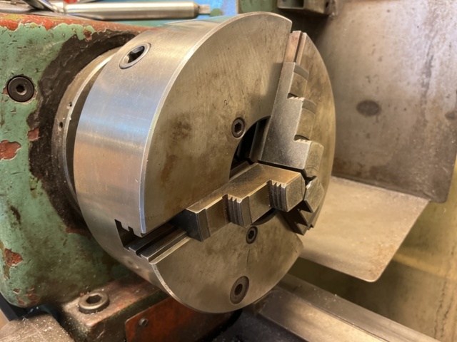 1194301-19 Lathe - TOS SN40B