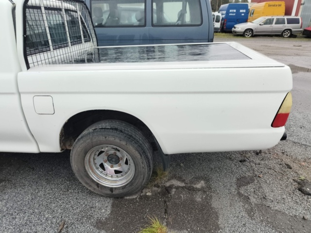 1236904-34 Mitsubishi L200 Club Cab 2.5 TD -2002 Repair item