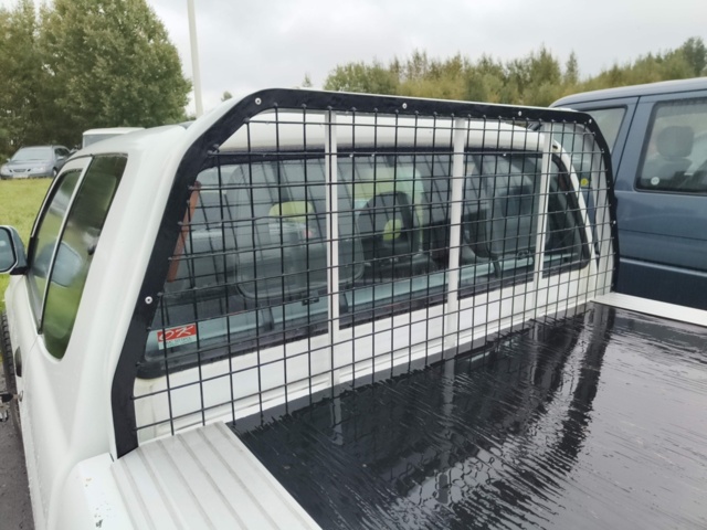 1236904-35 Mitsubishi L200 Club Cab 2.5 TD -2002 Repair item