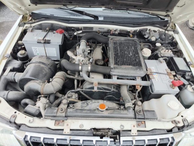 1236904-51 Mitsubishi L200 Club Cab 2.5 TD -2002 Repair item