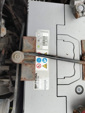 1236904-53 Mitsubishi L200 Club Cab 2.5 TD -2002 Repair item