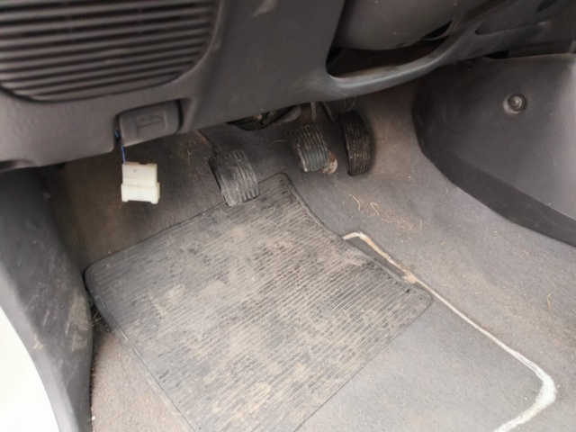 1236904-66 Mitsubishi L200 Club Cab 2.5 TD -2002 Repair item