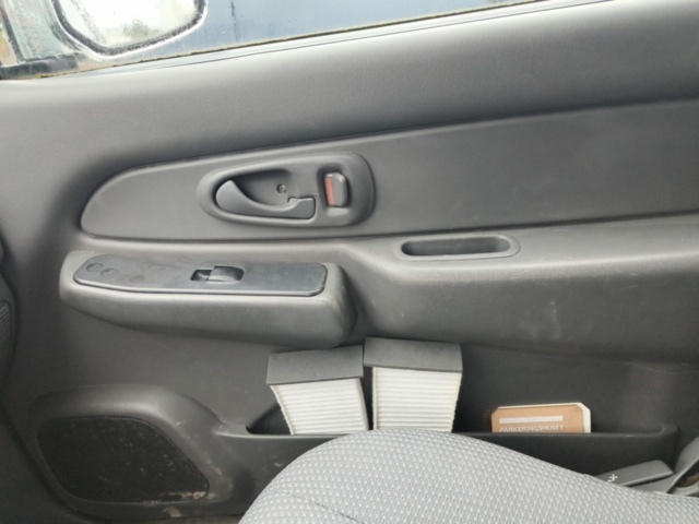 1236904-73 Mitsubishi L200 Club Cab 2.5 TD -2002 Repair item