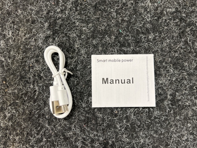 1252766-8 2 Powerbanks BY-122