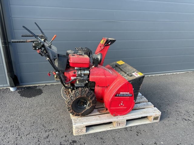 1135469-1 Honda HS 828 snow thrower