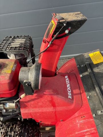 1135469-4 Honda HS 828 snow thrower