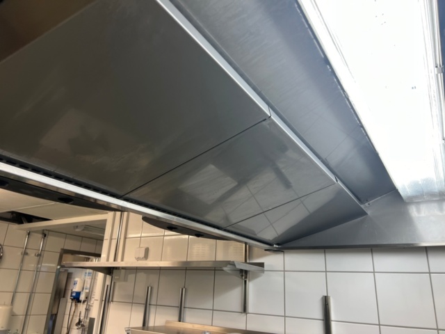 953340-9 Ventilation ceiling large kitchen Jeven 140x150 cm