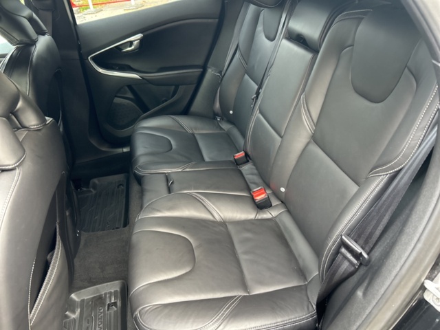 1235084-22 Volvo V40 T5 Geartronic, 254hk -2014