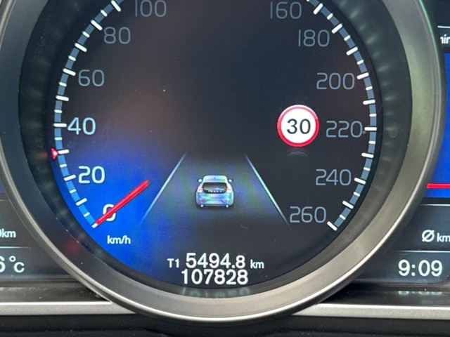 1235084-13 Volvo V40 T5 Geartronic, 254hk -2014