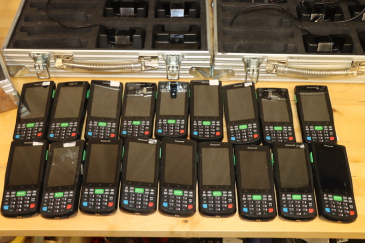 1173774-2 18 Honeywell ScanPal EDA50K PDAs with charger