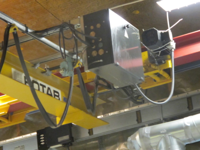 1221799-4 Traversing track with traverse