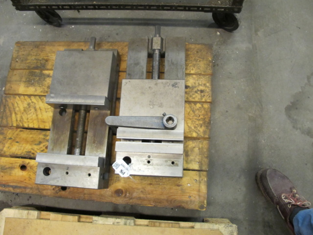 1221922-2 Maskinskruvstycken 2 st