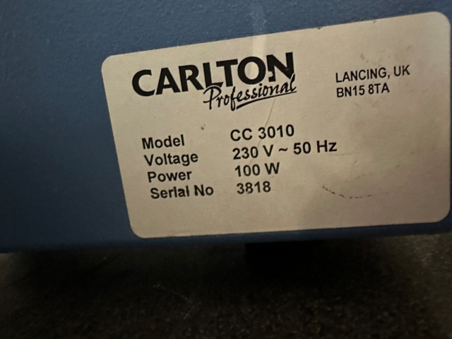 956594-3 Microdermabrasion instrument Carlton CC 3010