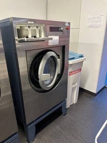 956660-4 Washing machine Miele PW 6137 EL