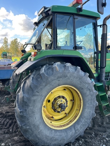 1237513-6 Tractor John Deere 7800 4WD -2000 (10786 hours)