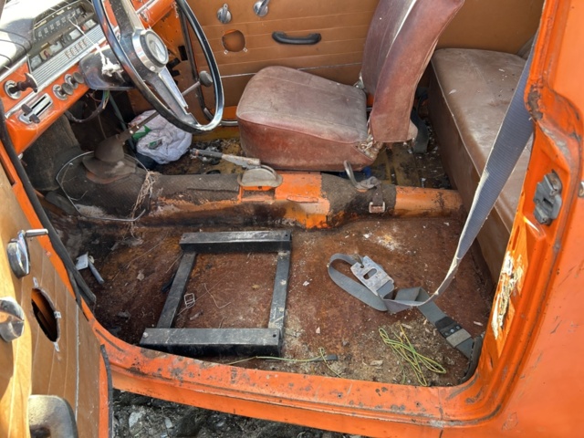 1237517-25 Volvo P210 Duet "Televerkare" -1967