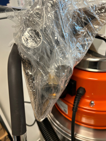 1250410-3 Wet vacuum cleaner Husqvarna W70p