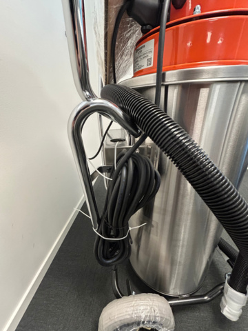 1250410-11 Wet vacuum cleaner Husqvarna W70p