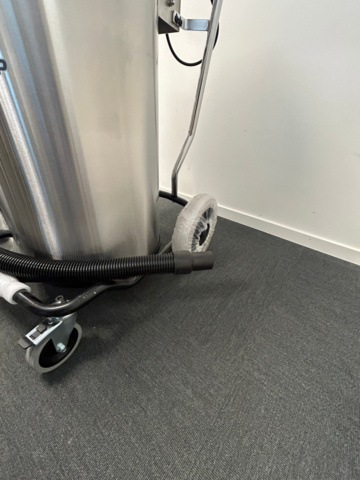 1250410-14 Wet vacuum cleaner Husqvarna W70p