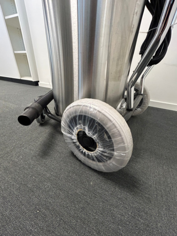 1250410-18 Wet vacuum cleaner Husqvarna W70p