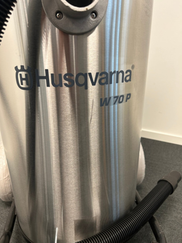 1250410-26 Wet vacuum cleaner Husqvarna W70p