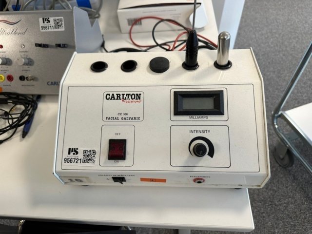 956721-1 Facial galvanic instrument Carlton CC306 Facial Galvanic