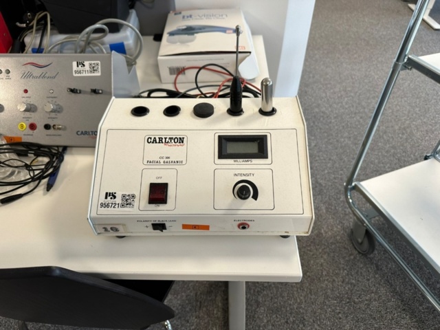 956721-3 Facial galvanic instrument Carlton CC306 Facial Galvanic