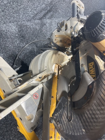 1180992-7 Miter saw - DeWalt DW717XPS