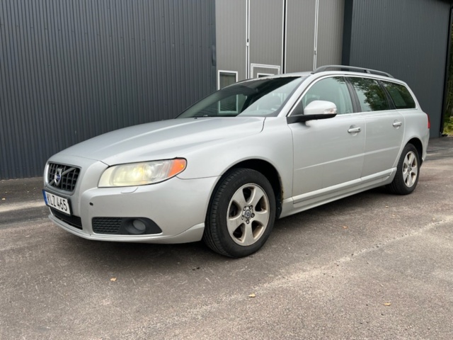1246407-1 Volvo V70 2.4D Geartronic, 175hp, 2010