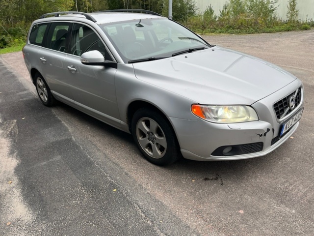 1246407-10 Volvo V70 2.4D Geartronic, 175hp, 2010