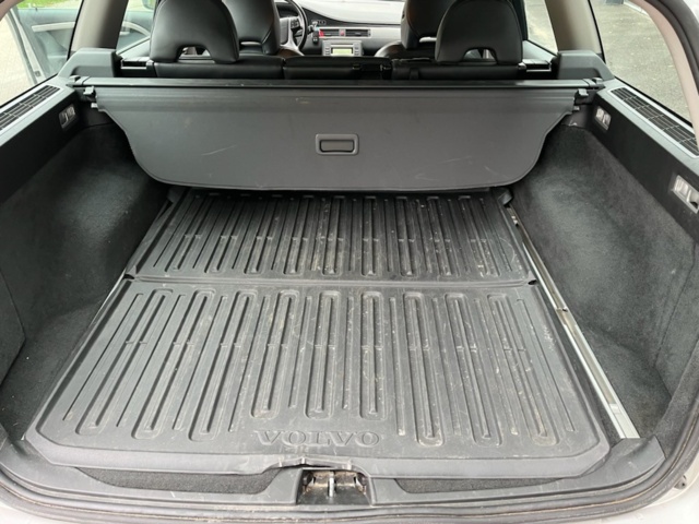 1246407-28 Volvo V70 2.4D Geartronic, 175hp, 2010