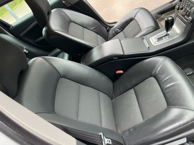 1246407-24 Volvo V70 2.4D Geartronic, 175hp, 2010