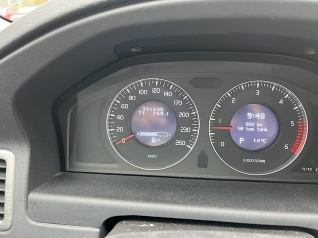 1246407-32 Volvo V70 2.4D Geartronic, 175hp, 2010