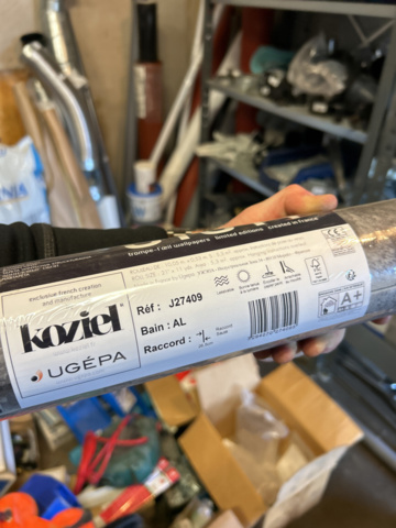 1248973-10 Samling med blandade objekt - Byggtillbehör, slang med mera