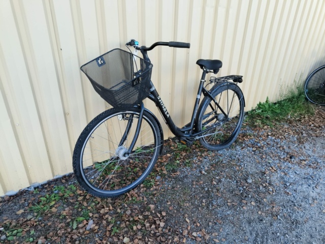 1236982-2 Women's bike Sjösala