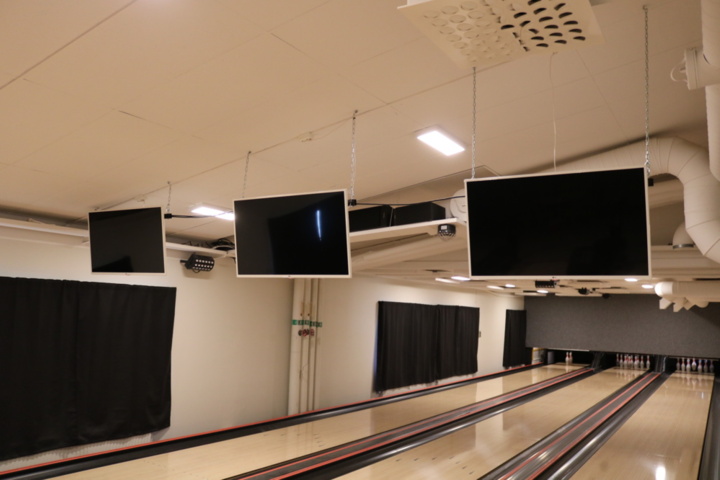 1257379-11 3 Complete Bowling Lanes for relocation