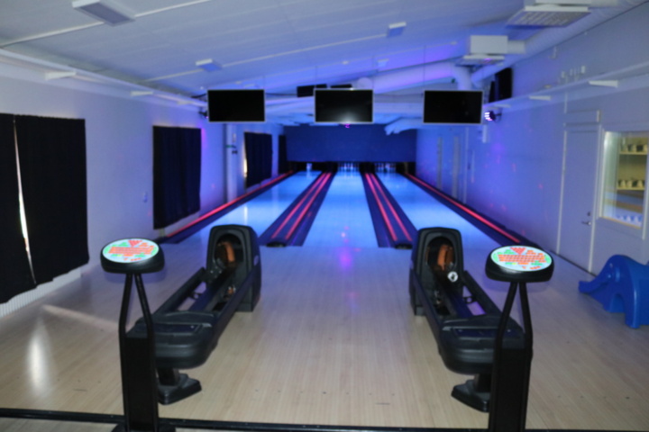 1257379-37 3 Complete Bowling Lanes for relocation