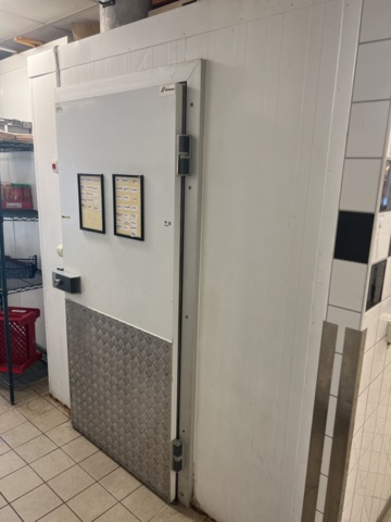 1244600-1 Refrigerator and freezer for disassembly