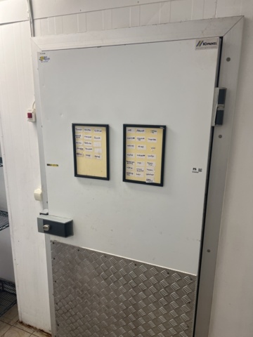 1244600-2 Refrigerator and freezer for disassembly