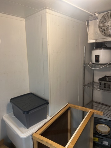 1244600-23 Refrigerator and freezer for disassembly