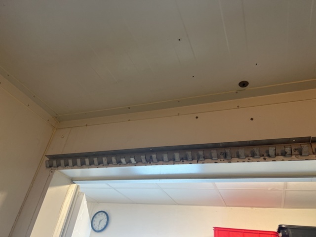 1244600-24 Refrigerator and freezer for disassembly