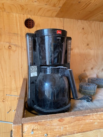 1225088-4 20 foot container with puck lock 1 key