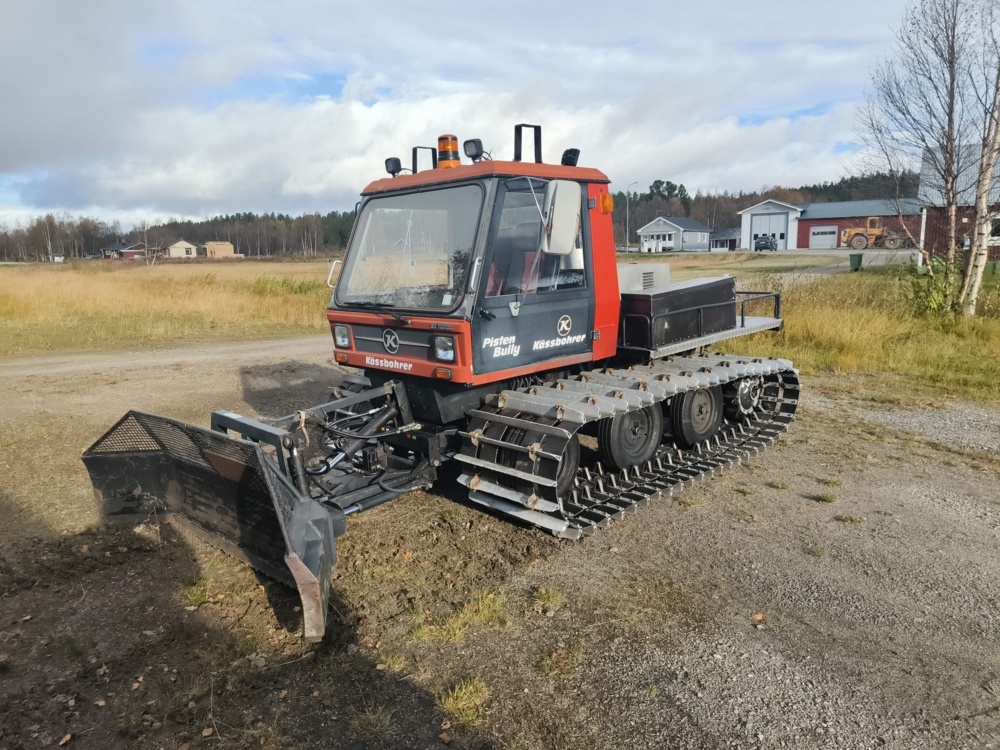 1236986-1 Piste machine Kässbohrer Pistenbully PB 22 Ink. Mill and Cord