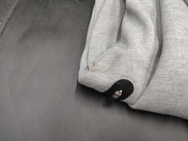 1257450-5 2 pcs Craft Emotion Hood Sweatshirt ladies, size Small- Shipping included