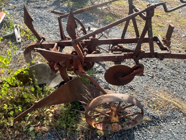 1258320-3 Towed plough, Överum