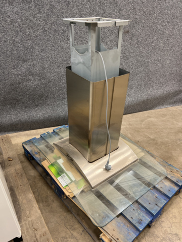 1258571-17 Disassembled kitchen with appliances