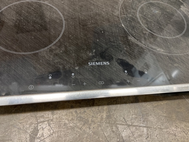 1258571-27 Disassembled kitchen with appliances