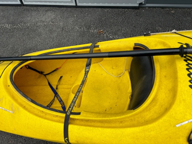 1136699-3 Perception Acadia kayak 380cm long